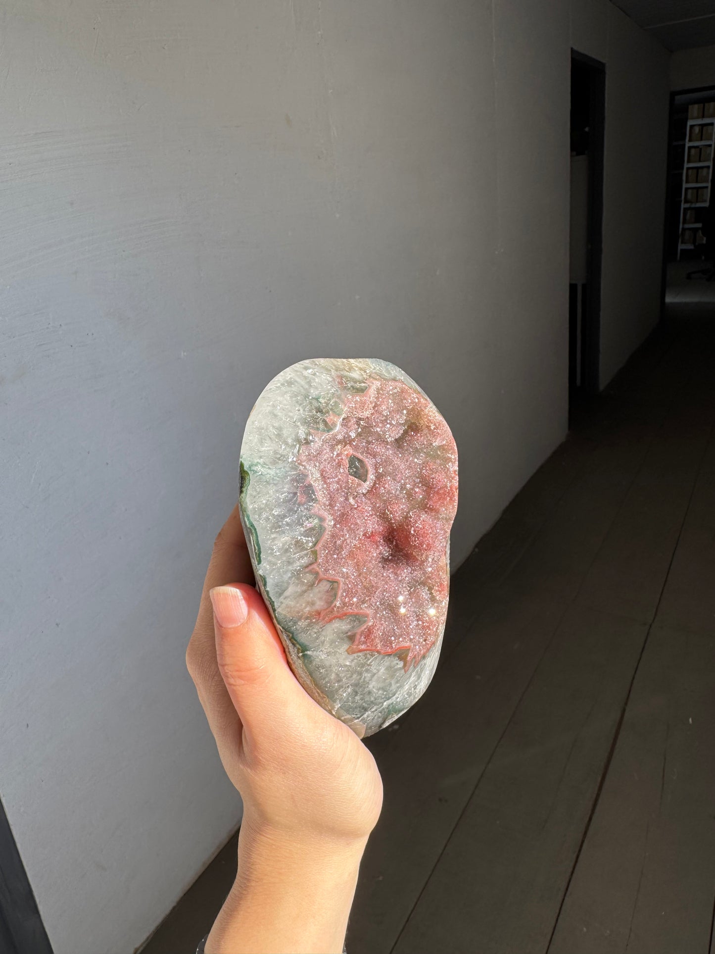 Bicolor quartz cut base