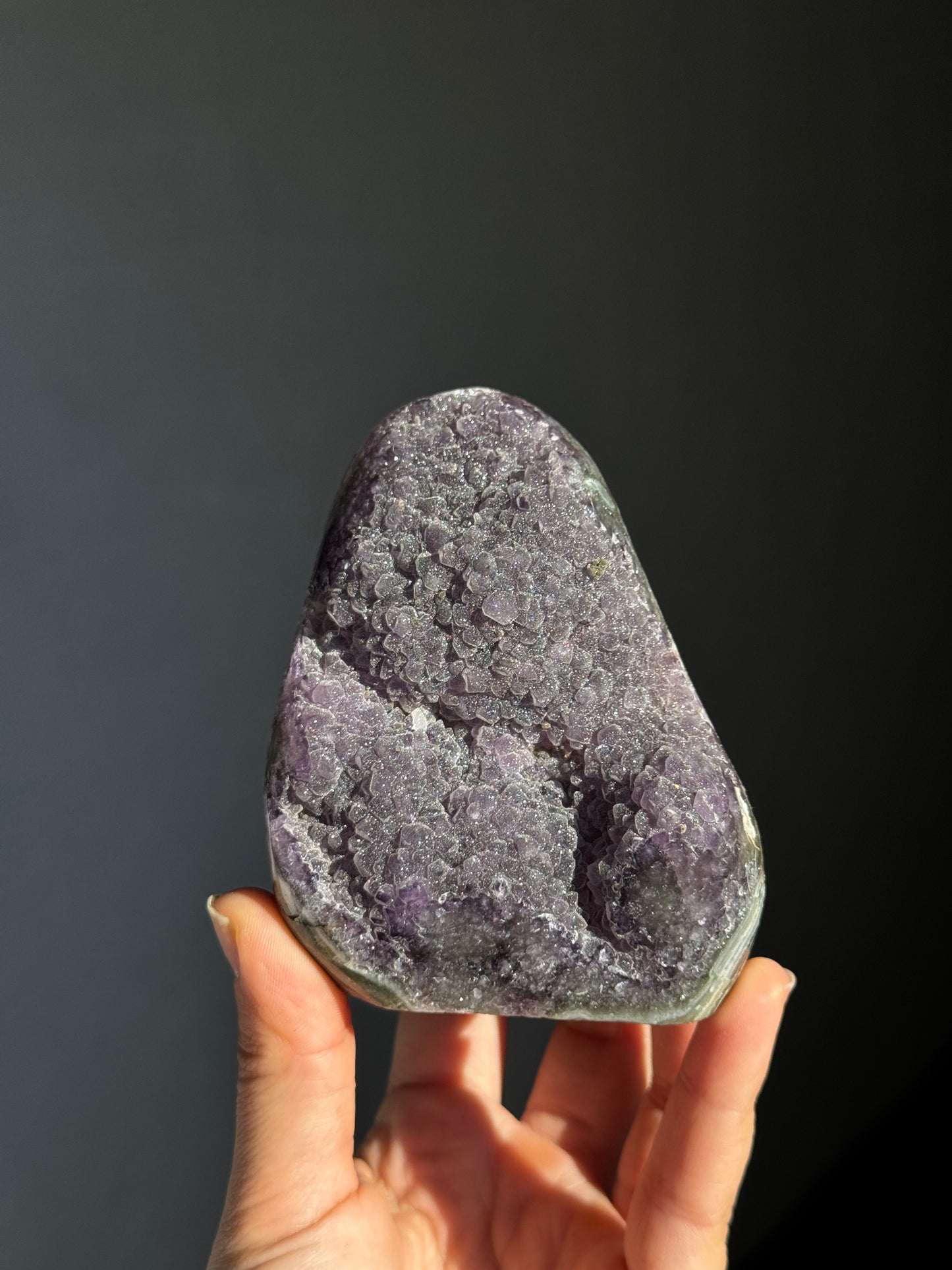 Amethyst velvet sugar cut base