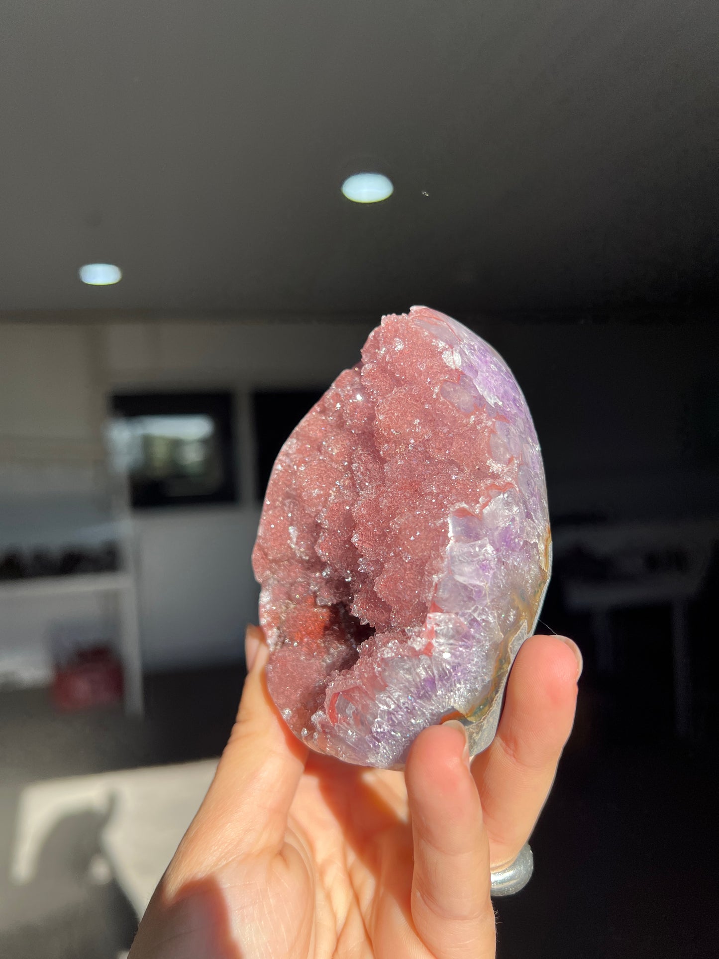 Strawberry amethyst cut base