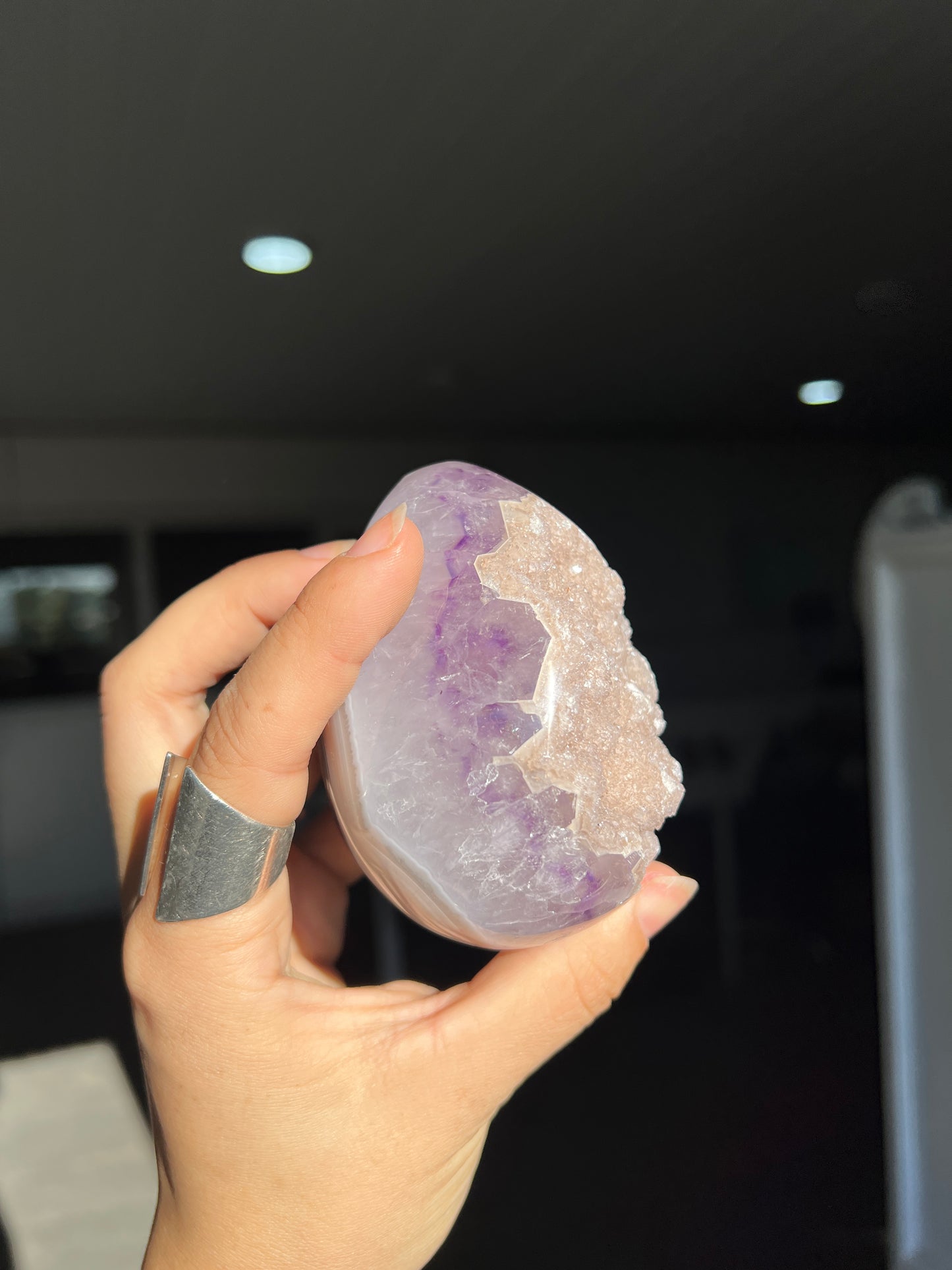 Champagne amethyst egg