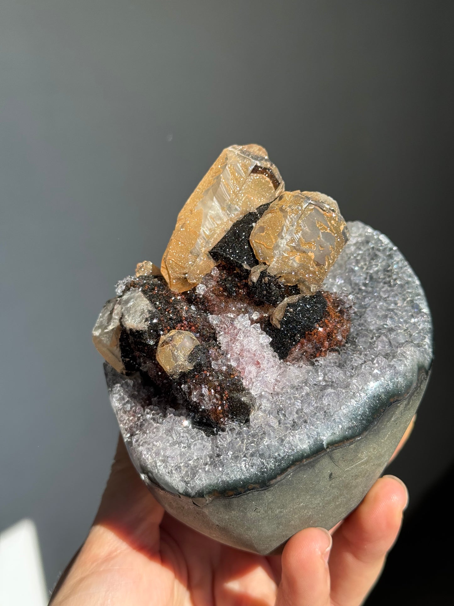 Special calcite specimen piece