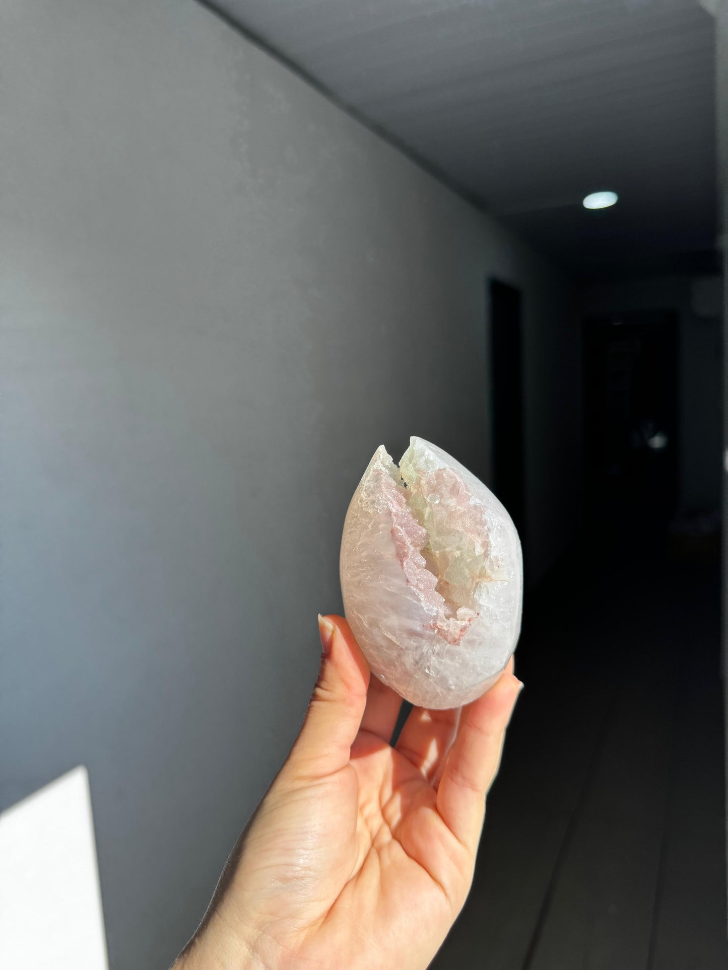 Bicolor rose quartz piece