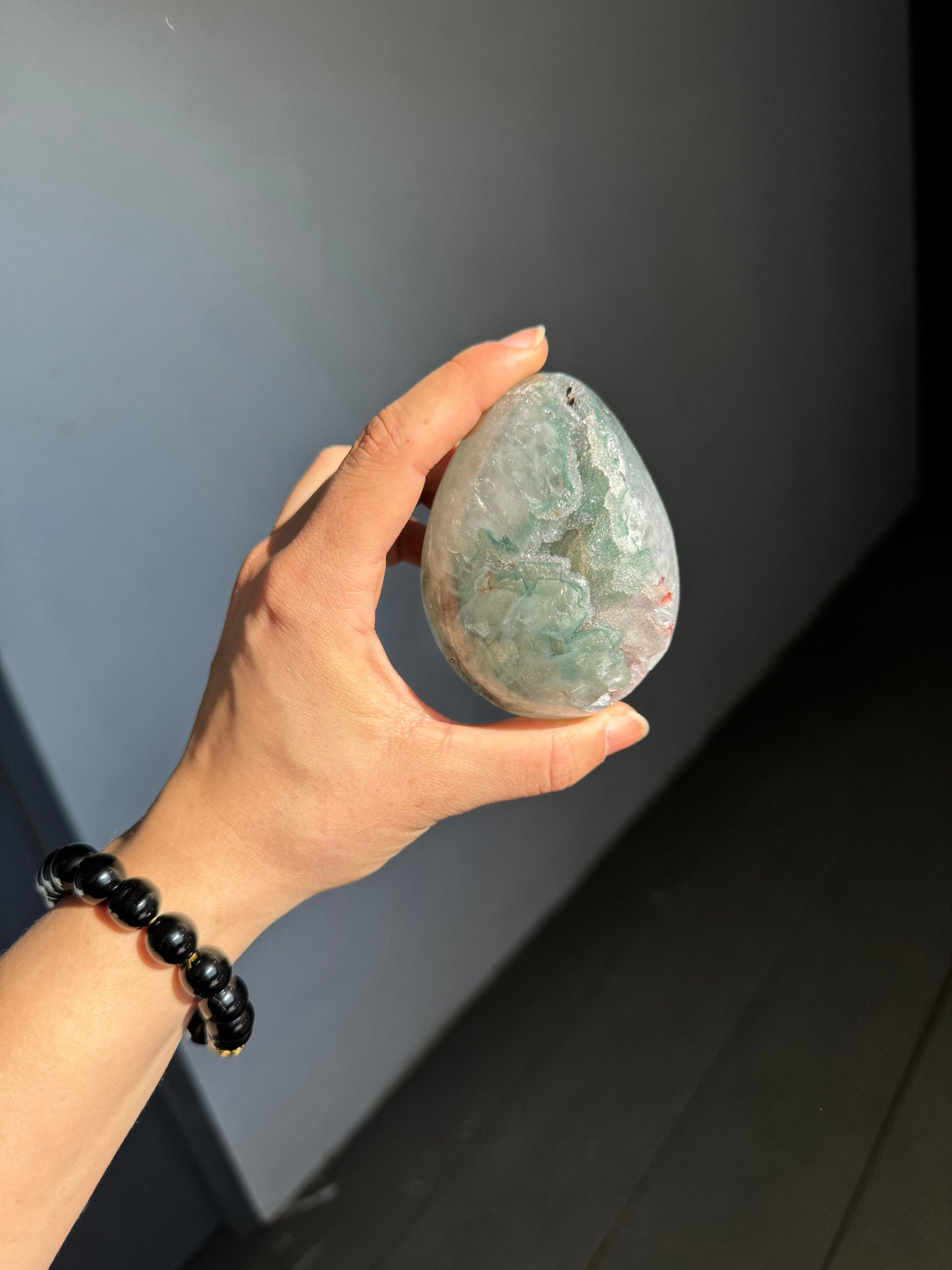 Green rainbow quartz egg