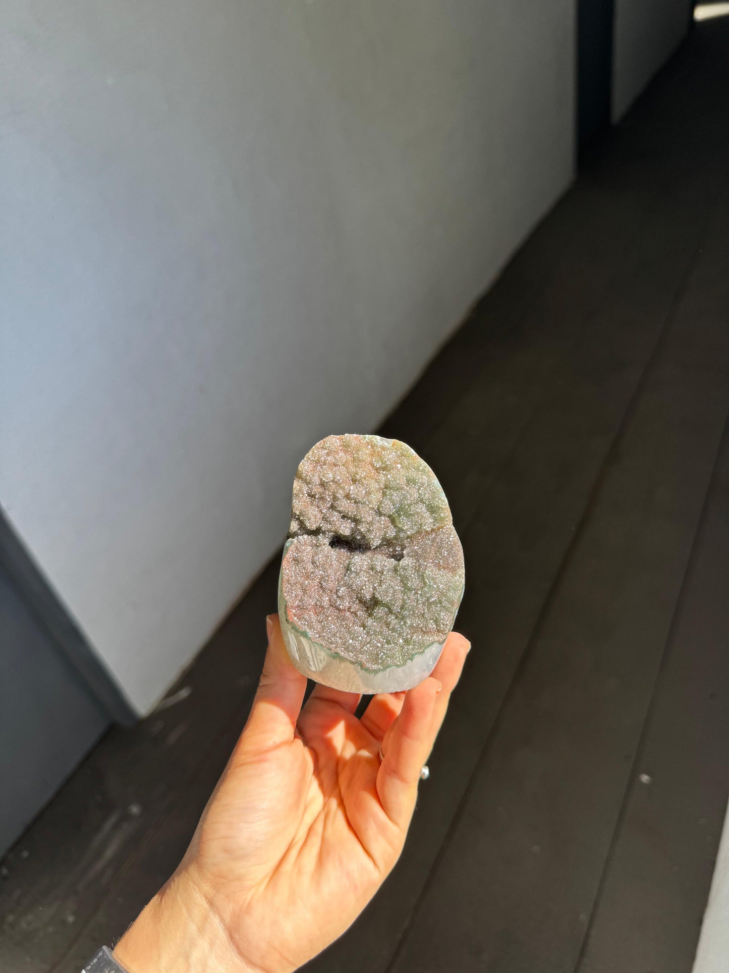 Green quartz cut base