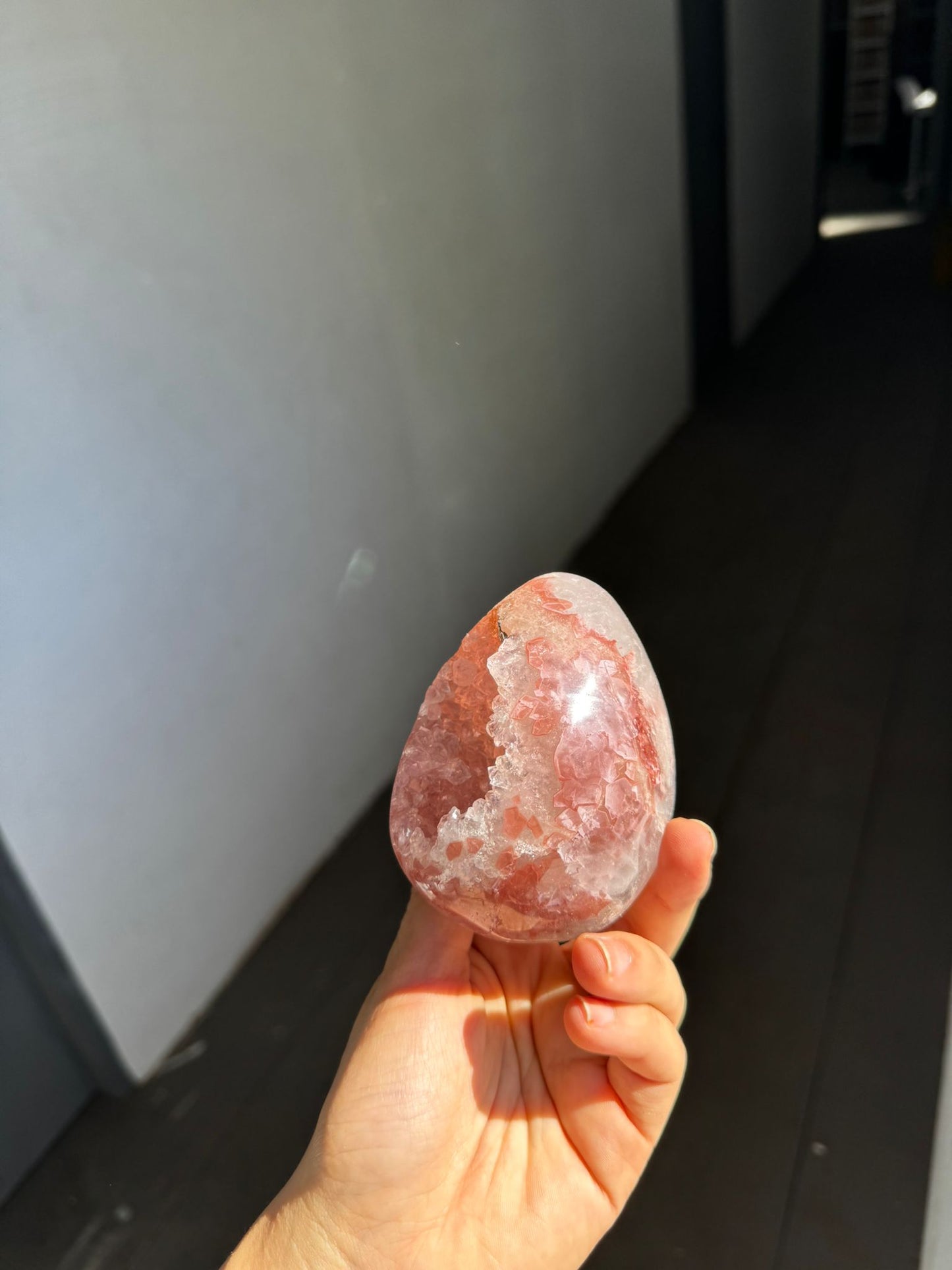 Mini pink quartz egg