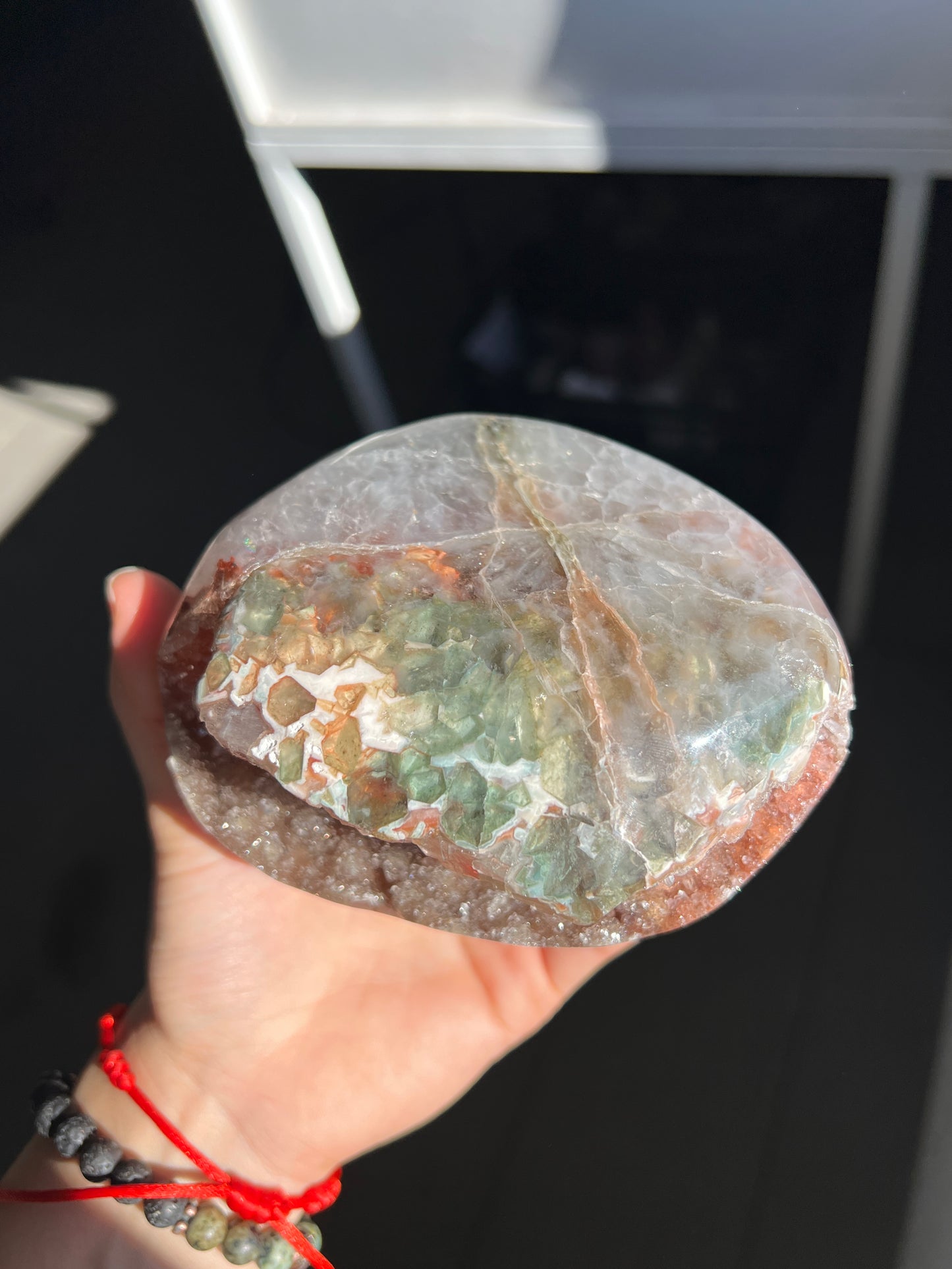 Bicolor geode