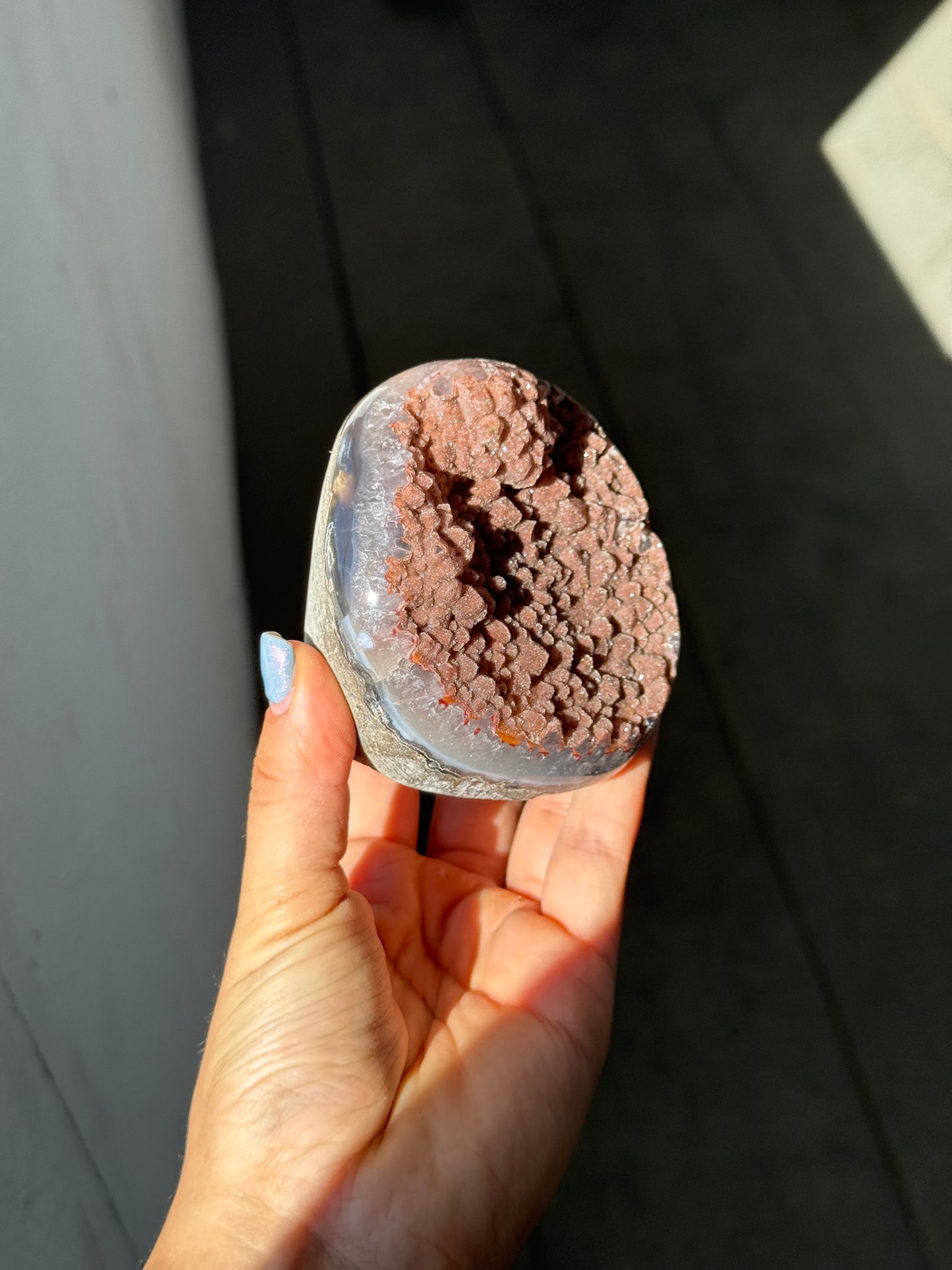 Burgundy cut base