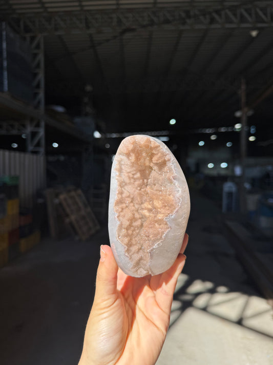 Peach sugar quartz piece