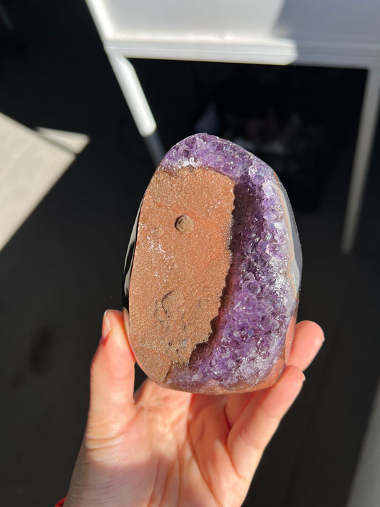 Amethyst rainbow cut base
