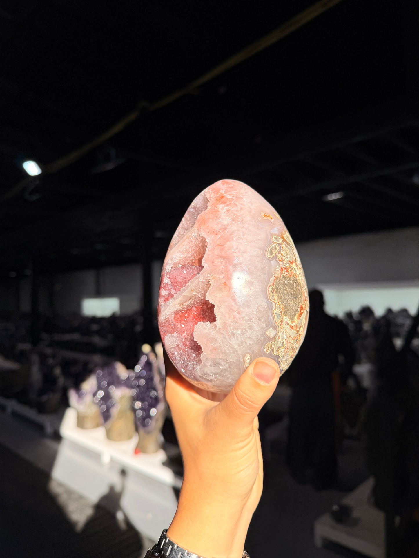 Pink quartz formation egg