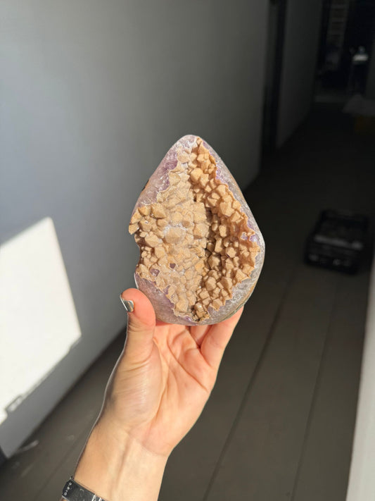 Yellow sugar amethyst piece