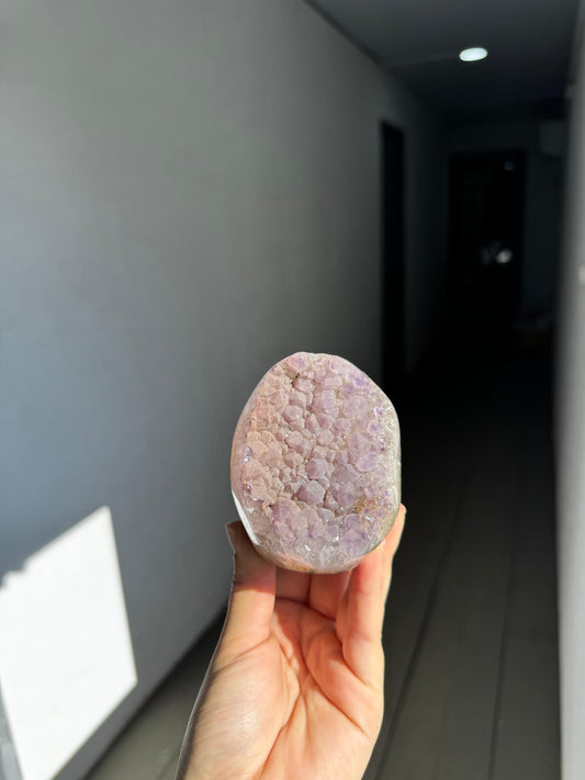 Fine Sugar druzy amethyst cut base