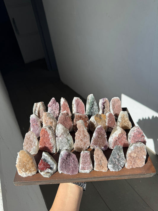 Mini Raw rainbow cut bases