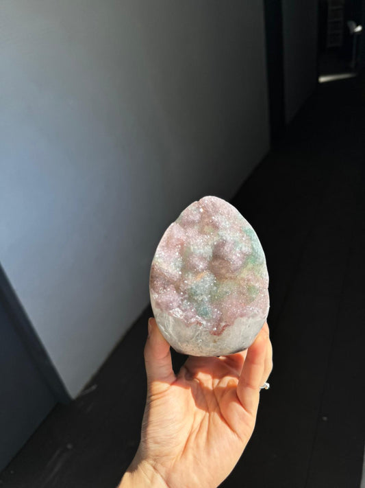 Special bicolor quartz cut base