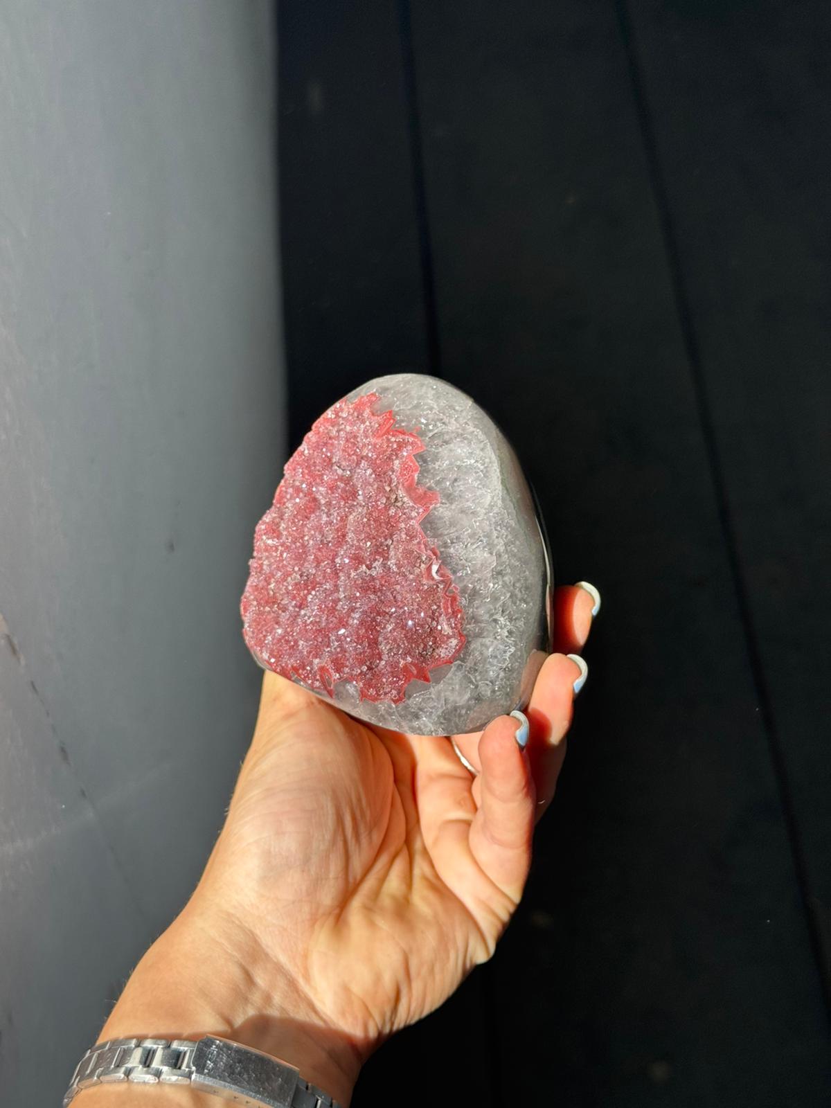 Mini red rainbow cut base