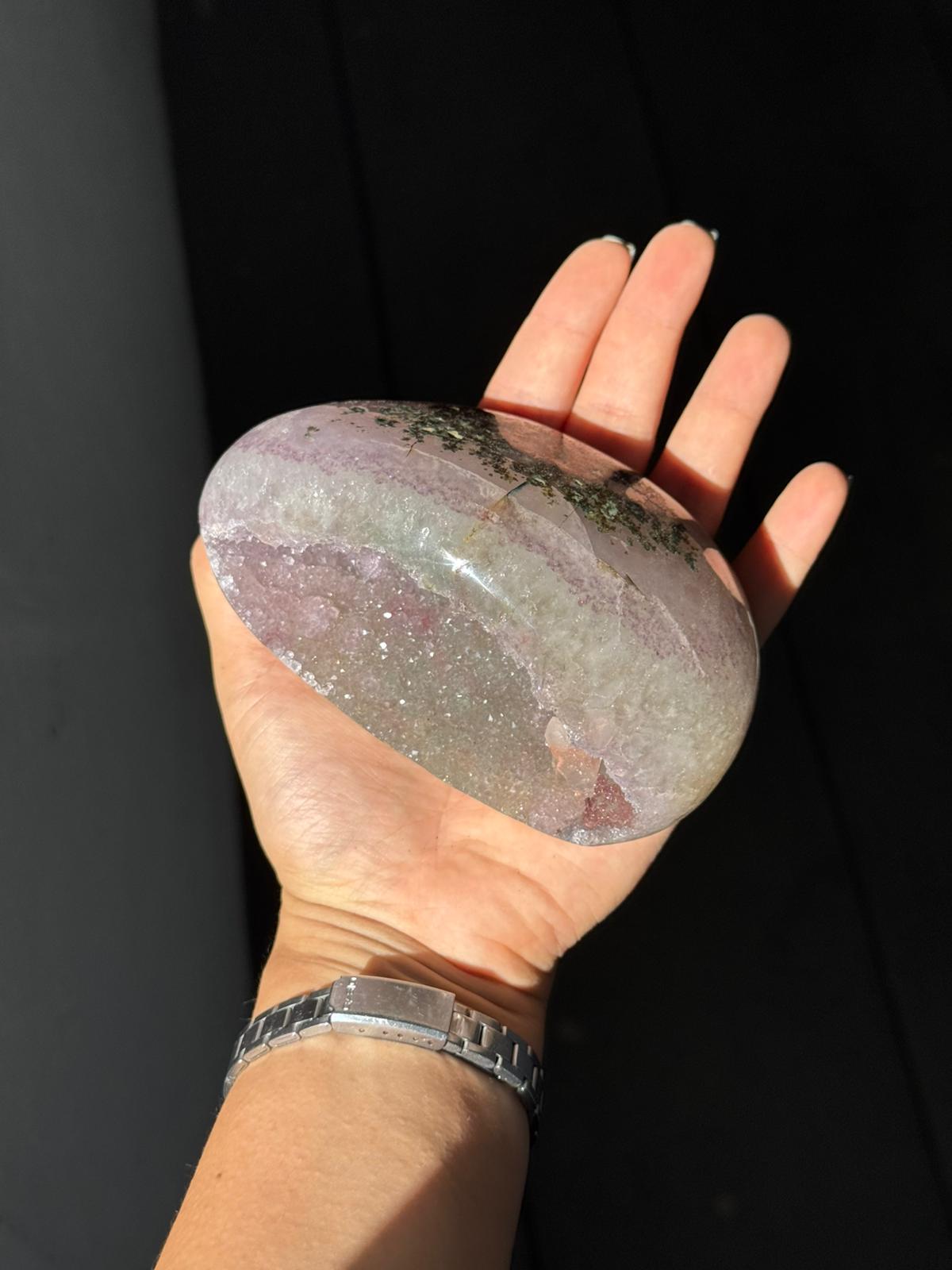 Quartz rainbow geode