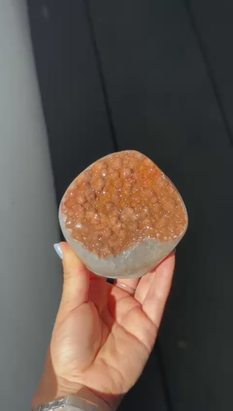 Orange rainbow cut base