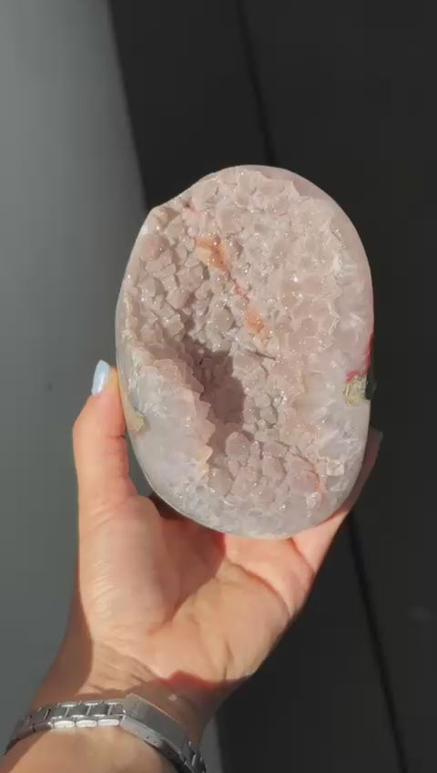 Pink sugar rainbow cut base